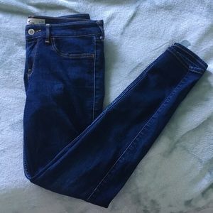 Hollister skinny jeans